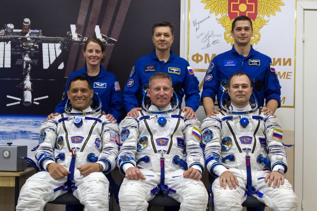 Выпускник университета, космонавт Сергей Прокопьев совершил второй космический полет