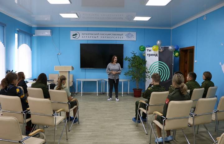 Центр развития современных компетенций детей посетили воспитанники школы № 17 «Юнармеец»
