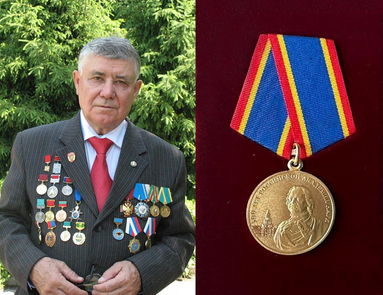 Анатолий Завражнов награжден медалью