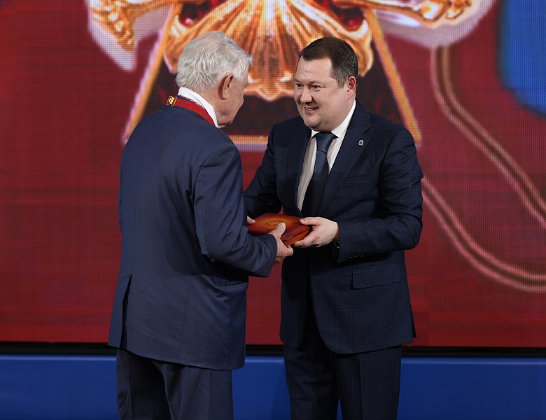 Анатолий Завражнов удостоен ордена «За заслуги перед Отечеством» III степени 