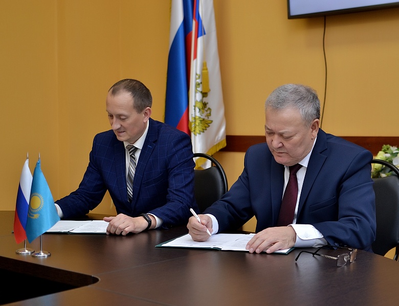 Руководители Мичуринского и Казахстанского аграрных университетов подписали договор о сотрудничестве