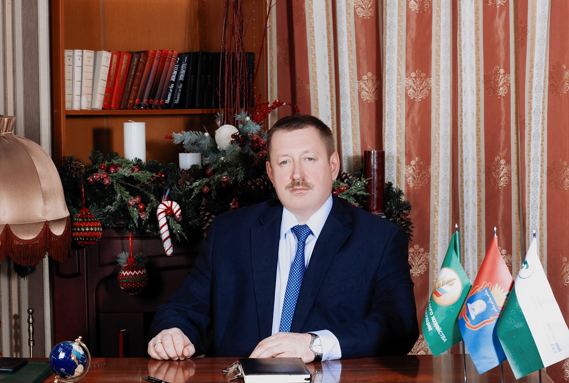 Поздравление ректора Мичуринского ГАУ В.А. Бабушкина с наступающим Новым годом
