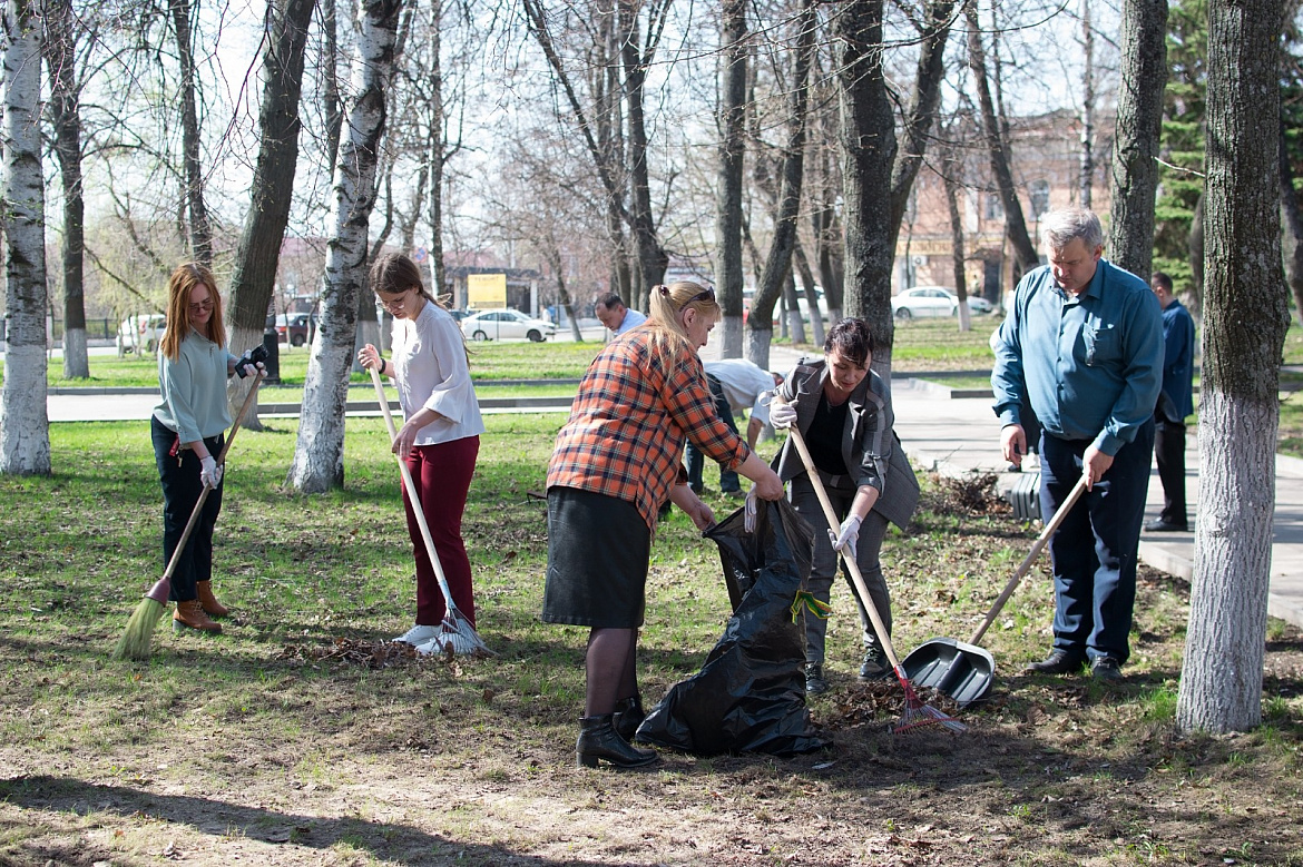 В Мичуринском ГАУ прошел весенний субботник | 11.04.2024 | Мичуринск -  БезФормата