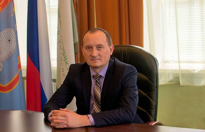 Руководитель  Мичуринского ГАУ Сергей Жидков поздравил с Днем государственного флага России